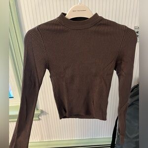 Long sleeve brown top